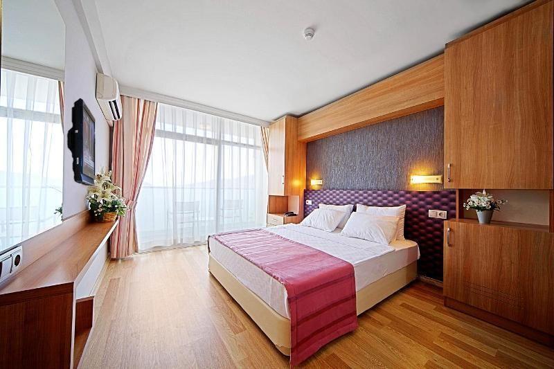 Отель Sol Beach Hotel 3*, Мармарис - фото 7