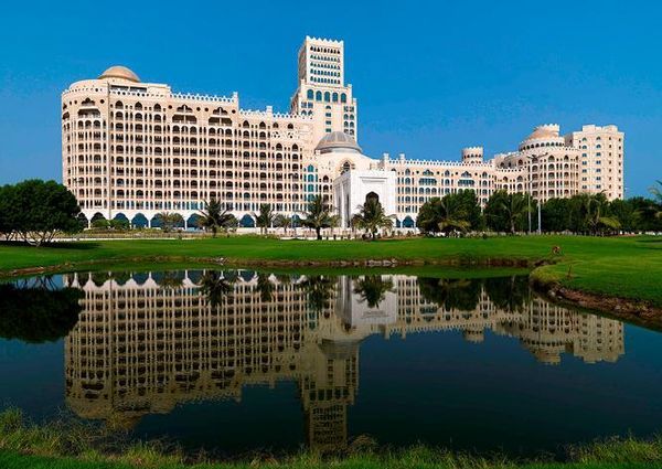 Waldorf Astoria Ras Al Khaimah 5* - смотреть фото 2 Отель Waldorf Astoria Ras Al Khaimah 5*, Рас Аль Хайма - фото 2