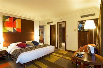 Hilton Parksa Hotel 4* - смотреть фото 14 Отель Hilton Parksa Hotel 4*, Стамбул - фото 14