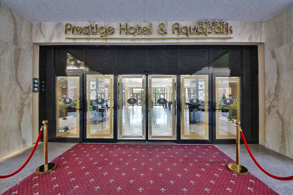 Отель Prestige Hotel and Aquapark  *,  - фото 1
