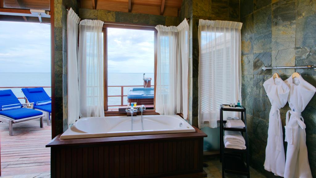 Olhuveli Beach & Spa Resort 5* * - смотреть фото 18 Отель Olhuveli Beach & Spa Resort 5* *, - фото 18
