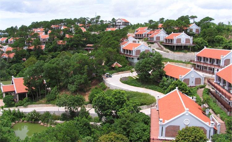 Отель Tuan Chau Island Holiday Villa 4*,  - фото 1