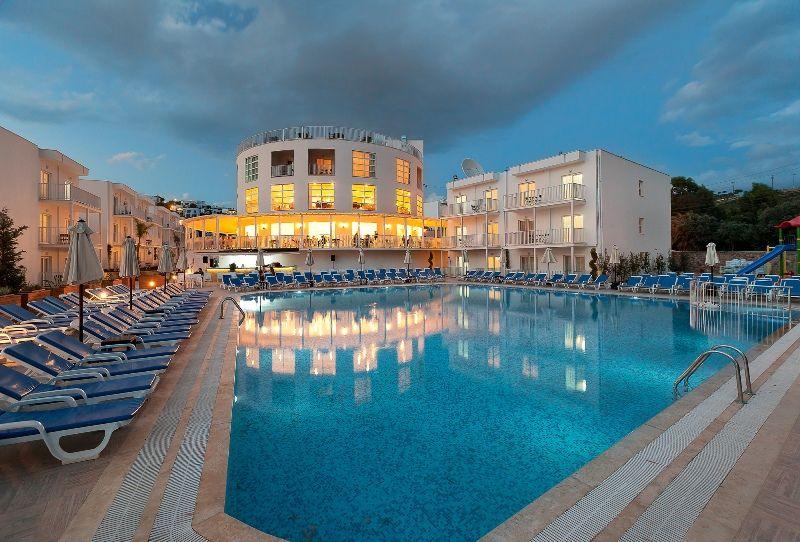 Bodrum Beach Resort 4* - смотреть фото 2 Отель Bodrum Beach Resort 4*, Бодрум - фото 2