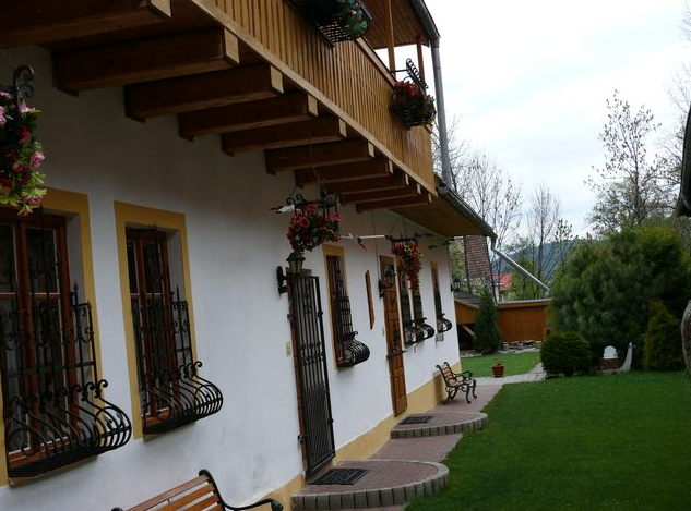 Отель Family Hotel Aurel 3*, Липтовский Ян - фото 4