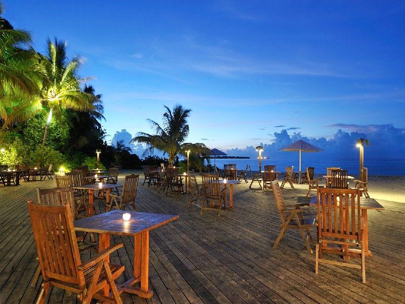 Holiday Island Resort 4* - смотреть фото 12 Отель Holiday Island Resort 4*, Мале - фото 12