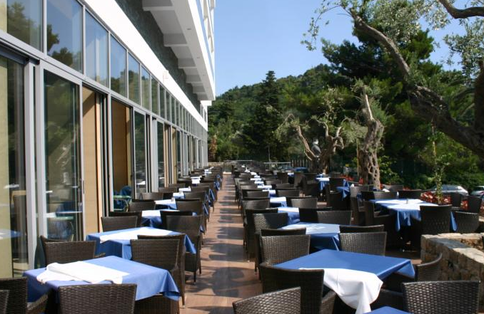 Отель Palas Hotel Petrovac 3*, Петровац - фото 16