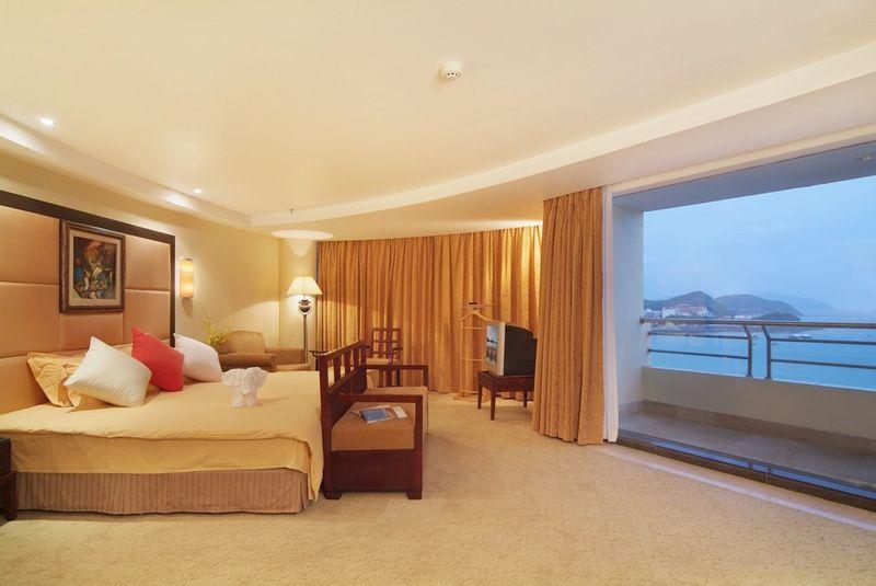 Отель Pearl River Garden Hotel 4*, Санья - фото 11