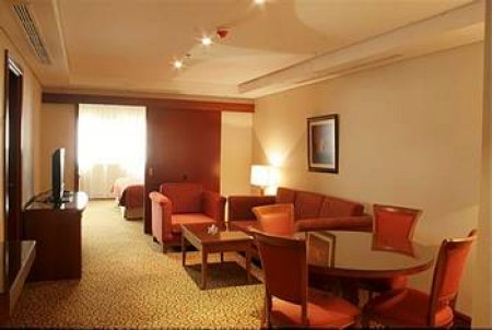 Отель Ramee Royal Hotel 4*, Дубаи - фото 1