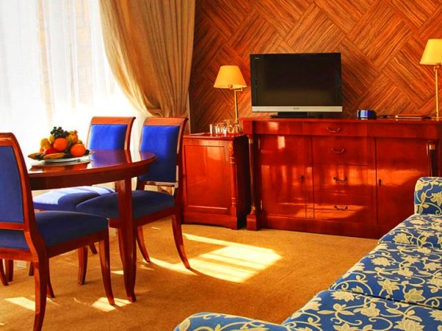 Отель Palas Hotel Petrovac 3*, Петровац - фото 10