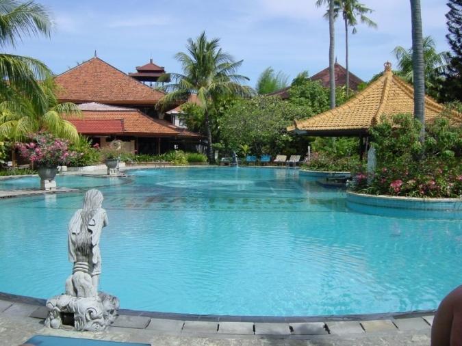 Bali Tropic Resort & Spa 4* - смотреть фото 2 Отель Bali Tropic Resort & Spa 4*, Танджунг Беноа - фото 2