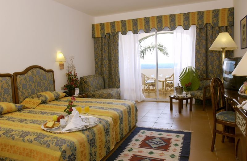 Domina Coral Bay El Sultan Beach Hotel & Resort 5* - смотреть фото 8 Отель Domina Coral Bay El Sultan Beach Hotel & Resort 5*, Шарм Эль Шейх - фото 8
