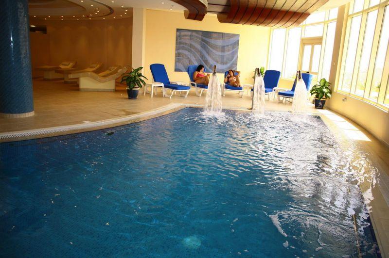 Golden Tulip Khatt Springs Resort & Spa 4* - смотреть фото 9 Отель Golden Tulip Khatt Springs Resort & Spa 4*, Рас Аль Хайма - фото 9