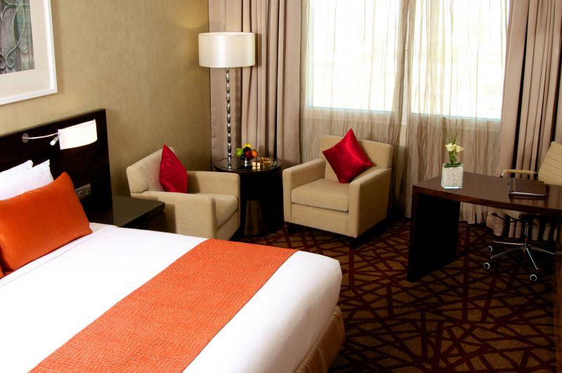 Crowne Plaza Dubai Deira 4* - смотреть фото 7 Отель Crowne Plaza Dubai Deira 4*, Дубаи - фото 7
