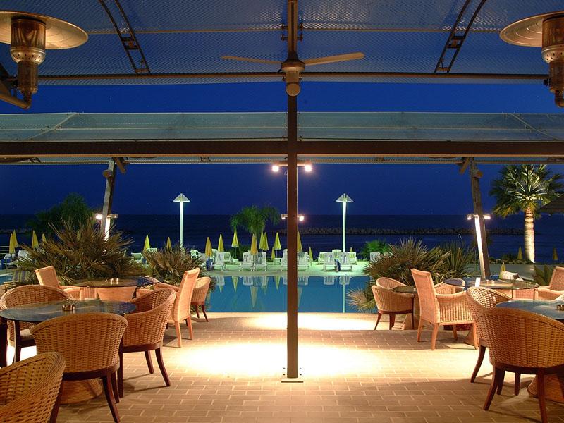 Отель Palm Beach 4*, Ларнака - фото 16