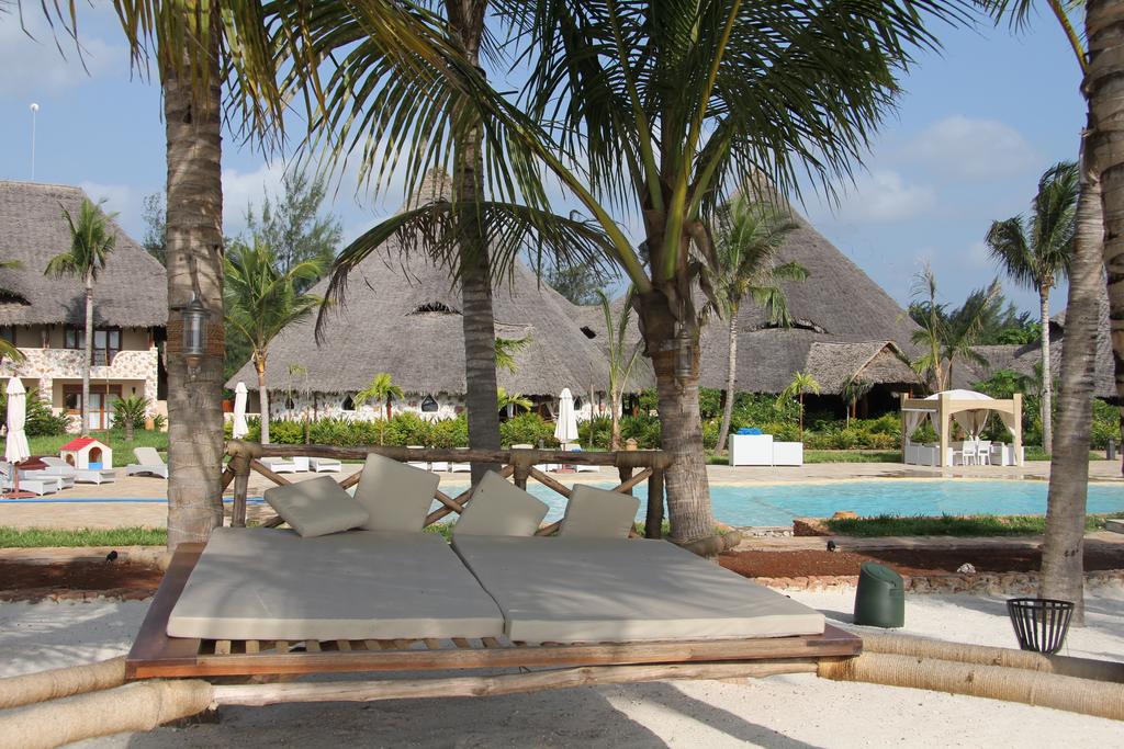 Отель Fruit & Spice Wellness Resort Zanzibar *,  - фото 7