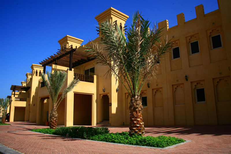Отель Al Hamra Village Golf & Beach Resort  4*, Рас Аль Хайма - фото 1
