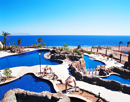 Sheraton Sharm Hotel Resort, Villas & Spa 4* - смотреть фото 3 Отель Sheraton Sharm Hotel Resort, Villas & Spa 4*, Шарм Эль Шейх - фото 3