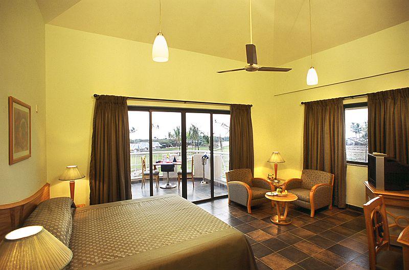 Отель Royal Orchid Beach Resort 3*, ГОА южный - фото 9