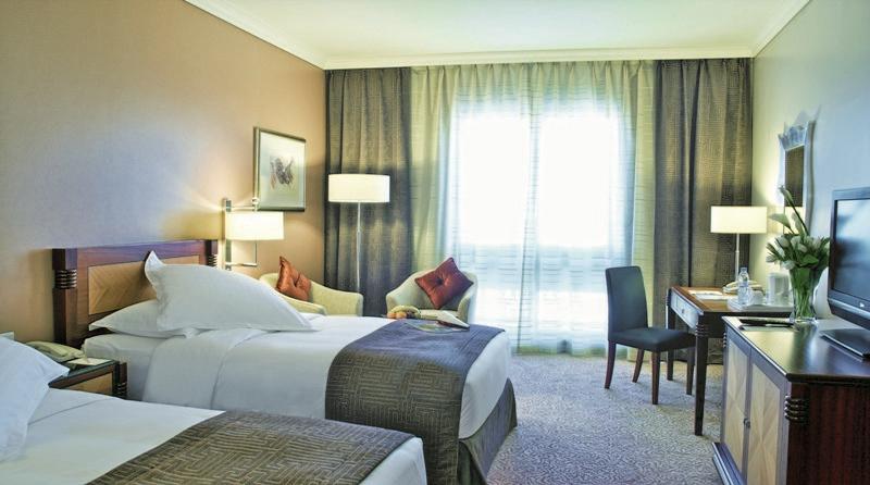 Movenpick Hotel & Apartments Bur Dubai 5* - смотреть фото 11 Отель Movenpick Hotel & Apartments Bur Dubai 5*, Дубаи - фото 11