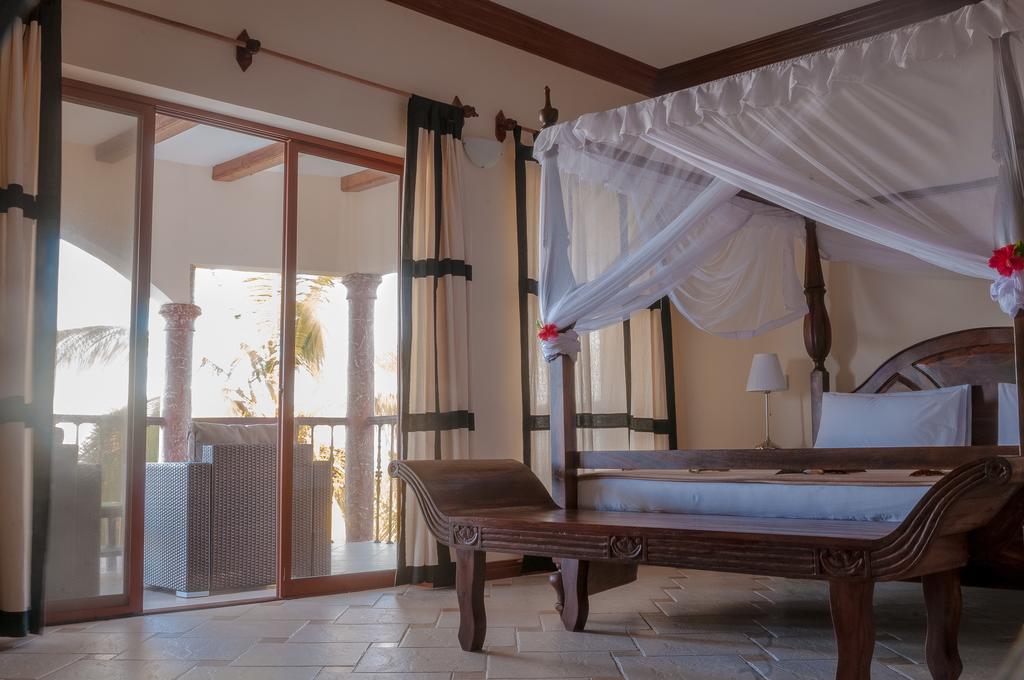 Отель Zawadi Beach Villas *,  - фото 8