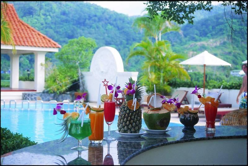 The Old Phuket Karon Beach Resort (Ex.the Old Phuket Hotel) 3* - смотреть фото 17 Отель The Old Phuket Karon Beach Resort (Ex.the Old Phuket Hotel) 3*, Пхукет - фото 17