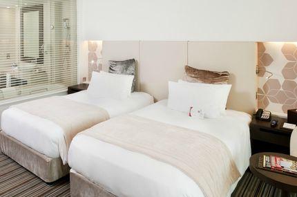 Отель Crowne Plaza Abu Dhabi Yas Island 4*, Абу Даби - фото 17