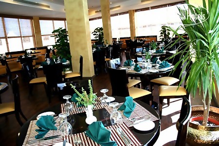 Отель Golden 5 Topaz Suites Hotel de luxe 4*, Хургада - фото 10
