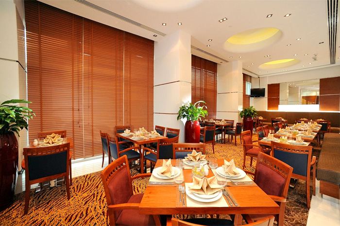 Отель Ramada Sharjah Apartment 4*, Шарджа - фото 10