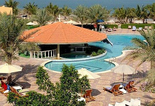 Отель Bin Majid Beach Resort 4*+ Citymax Al Barsha 4*,  - фото 14