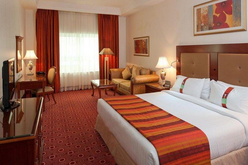 Holiday Inn Bur Dubai - Embassy District 4* - смотреть фото 13 Отель Holiday Inn Bur Dubai - Embassy District 4*, Дубаи - фото 13