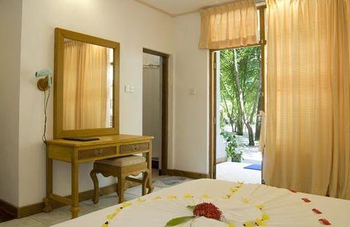 Eriyadu Island Resort 3* - смотреть фото 10 Отель Eriyadu Island Resort 3*, Мале - фото 10