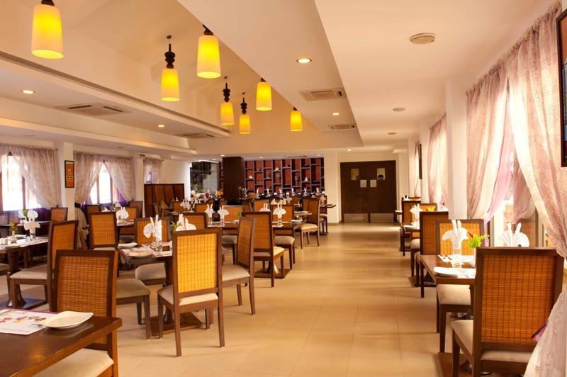 Отель Royal Orchid Beach Resort 3*, ГОА южный - фото 10