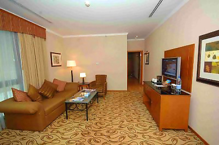 The Country Club Hotel Dubai 4* - смотреть фото 8 Отель The Country Club Hotel Dubai 4*, Дубаи - фото 8