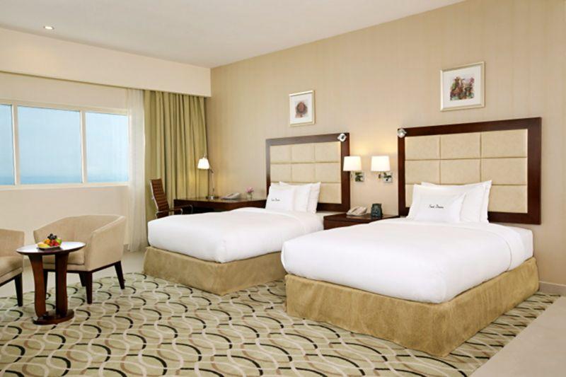 Отель Doubletree By Hilton Ras Al Khaimah 4*, Рас Аль Хайма - фото 8