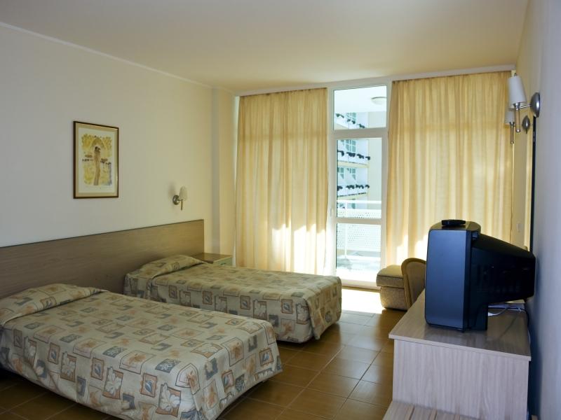 Oasis Hotel 4* - смотреть фото 7 Отель Oasis Hotel 4*, Солнечный Берег - фото 7