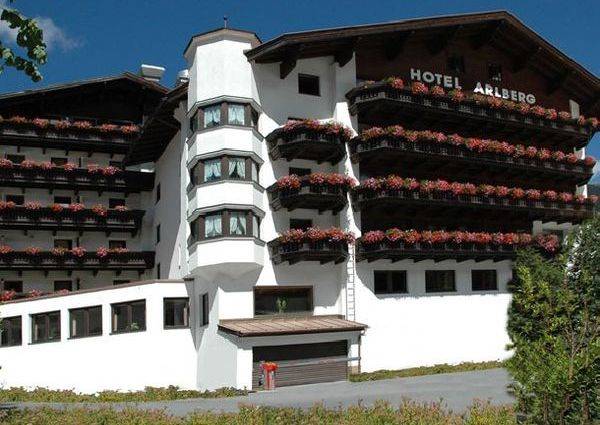 Отель Arlberg Hotel 4*, Австрия, Санкт-Антон 4*,  - фото 1