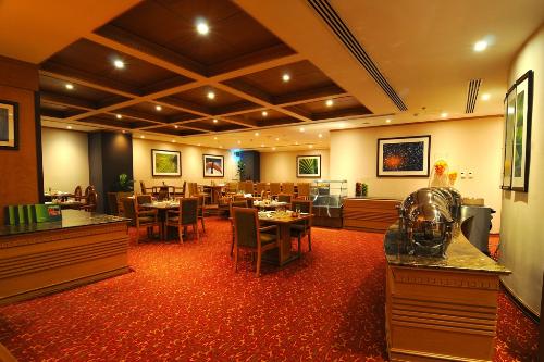 Golden Tulip Al Barsha Dubai 4* - смотреть фото 10 Отель Golden Tulip Al Barsha Dubai 4*, Дубаи - фото 10