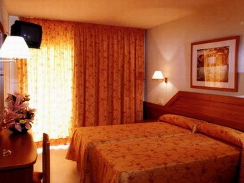 H.Top Royal Beach 4 *, Коста Брава, Испания 4* - смотреть фото 6 Отель H.Top Royal Beach 4 *, Коста Брава, Испания 4*, Коста Брава - фото 6