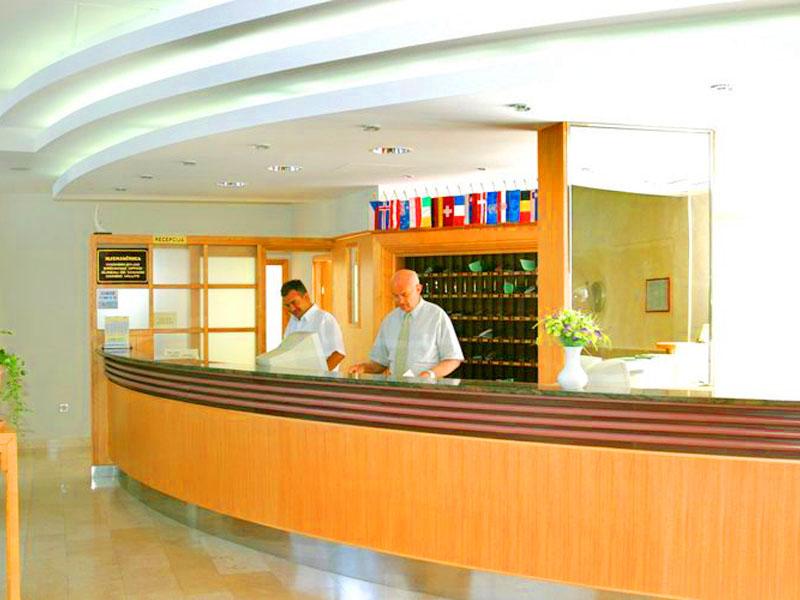 Отель Minerva Hotel 3*, Подгора - фото 2