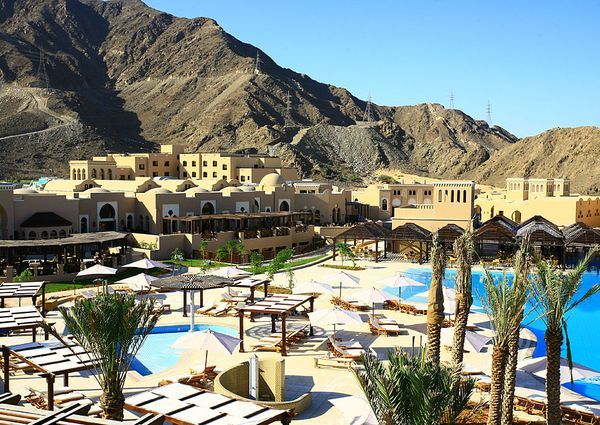 Отель Miramar Al Aqah 5*+ Comfort Inn 3*,  - фото 1