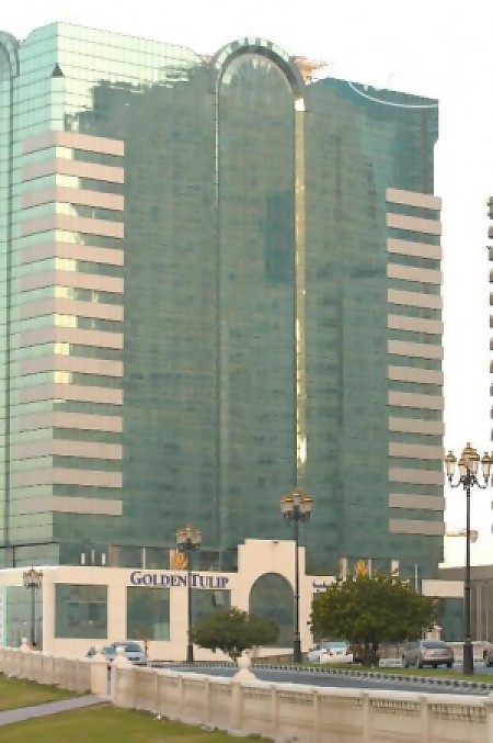 Отель Golden Tulip Sharjah 4*, Шарджа - фото 2