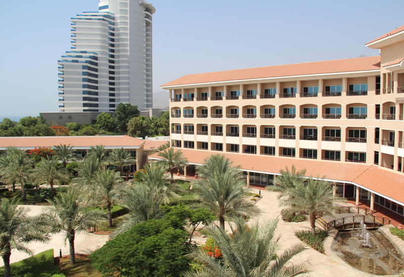 Fujairah Rotana Resort & Spa - Al Aqah Beach 5* - смотреть фото 2 Отель Fujairah Rotana Resort & Spa - Al Aqah Beach 5*, Фуджейра - фото 2