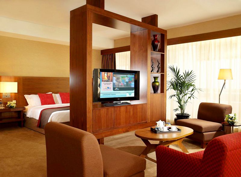Jumeirah Rotana Hotel 4* - смотреть фото 13 Отель Jumeirah Rotana Hotel 4*, Дубаи - фото 13
