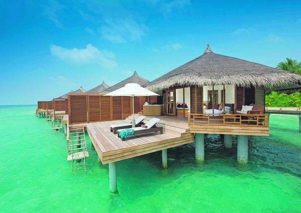 Отель Komandoo Island Resort 4*, Мале - фото 2