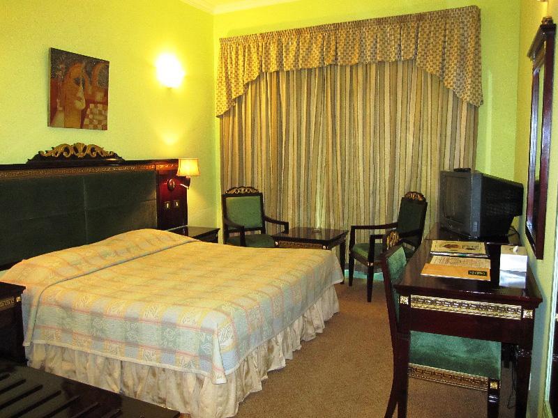 Отель Comfort Inn 3*, Дубаи - фото 9
