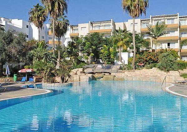 Отель Mayfair Hotel 3*, Пафос - фото 1