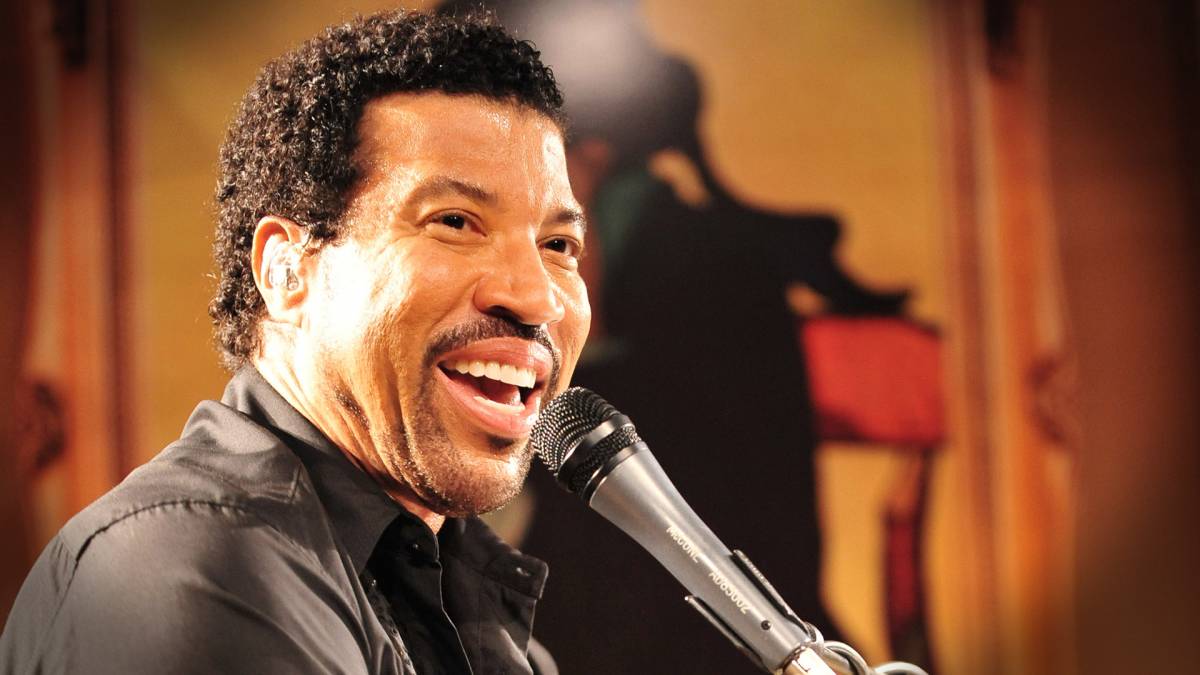 Тур на концерт Lionel Richie в Амстердаме * - смотреть фото 1 Отель Тур на концерт Lionel Richie в Амстердаме *, - фото 1