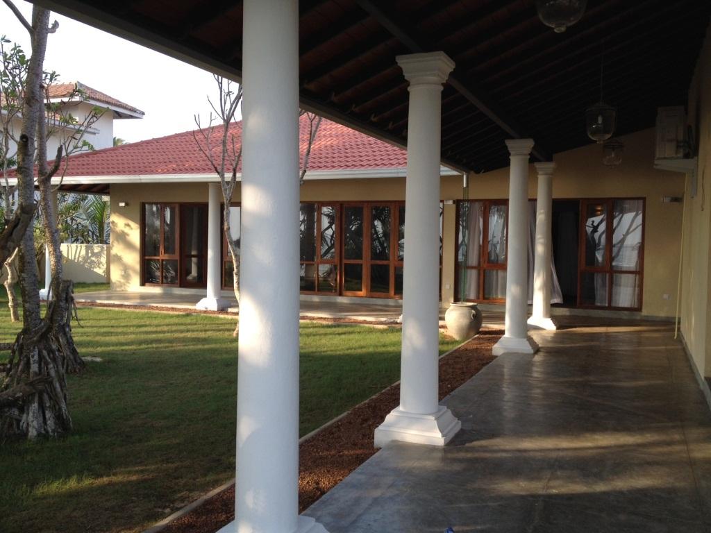 Отель Mosvold Villa  5*, Ахангама - фото 1