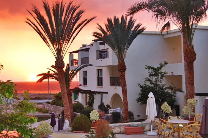 Panareti Paphos Resort 3* - смотреть фото 1 Отель Panareti Paphos Resort 3*, Пафос - фото 1