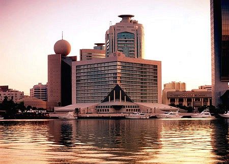 Отель Sheraton Dubai Creek Hotel and Towers 5*, Дубаи - фото 1